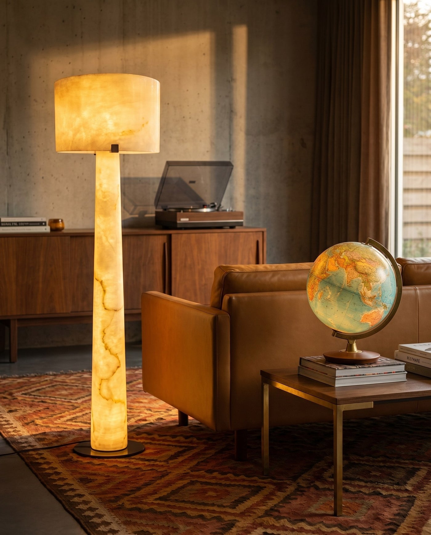 Maison Moya - Albâtre Alabaster Column Floor Lamp - 01 lifestyle