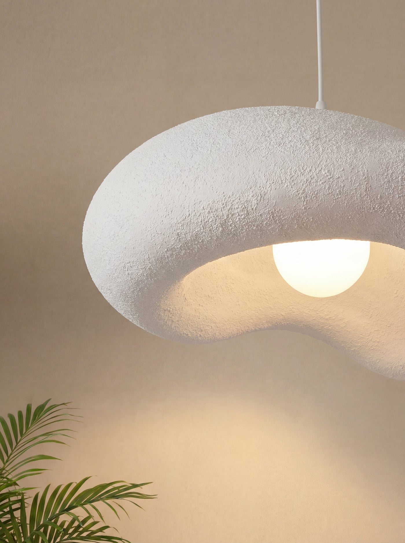 Fleur de Prunier Blossom Pendant Lamp detail view - Maison Moya sculptural pendant lamp